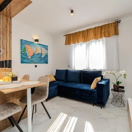 Apartment La E Bella