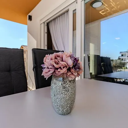 La E Bella Apartment *